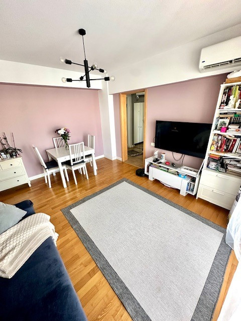 Zona Zero! Central Vanzare apartament 2 camere, Calea Victoriei, Bloc cu poveste