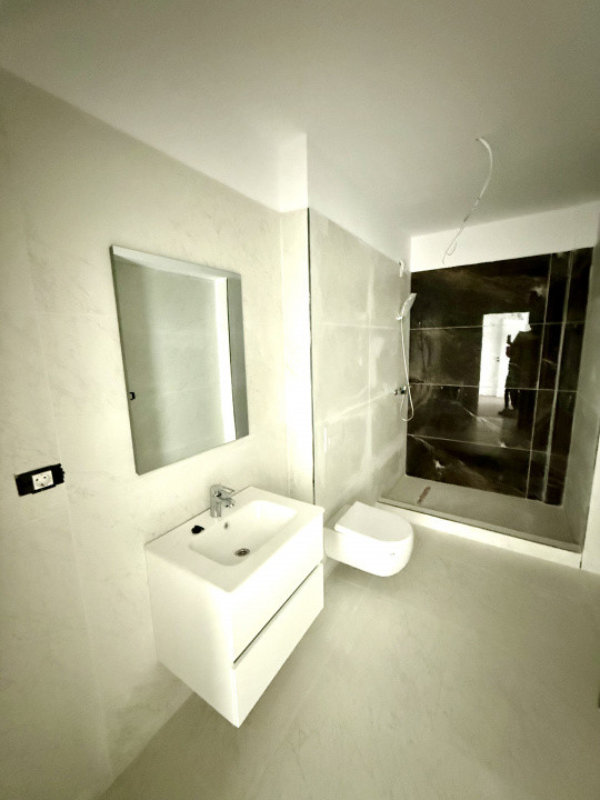 Vanzare apartament | 2 camere| Aviatiei| Vedere libera