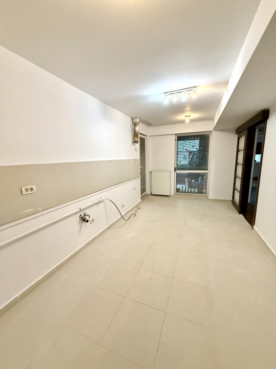 De vânzare |Apartament spatios 3 camere| Gradina| Herăstrău| Nordului