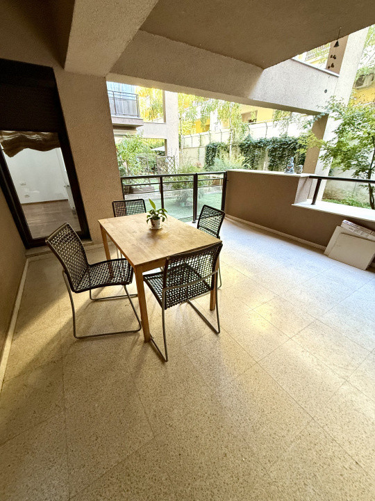 De vânzare |Apartament spatios 3 camere| Gradina| Herăstrău| Nordului