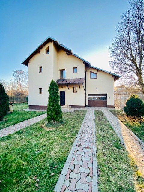 Vanzare Vila sau Casa de vacanta 7 camere Teren 1320mp Breaza