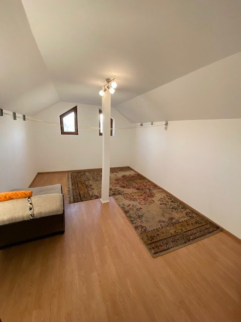 Vanzare Vila sau Casa de vacanta 7 camere Teren 1320mp Breaza