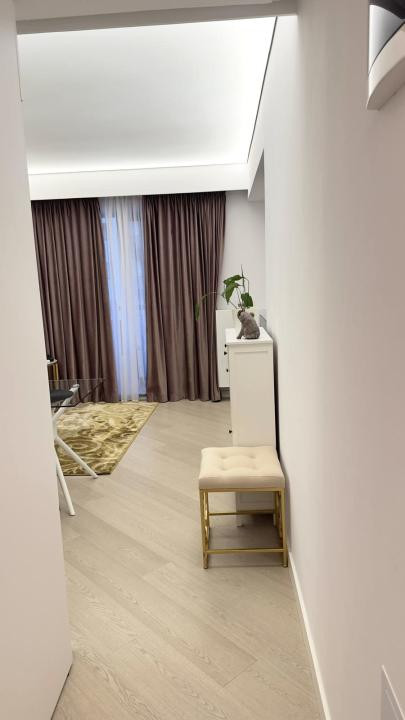 Cortina North Studiou dublu /inchiriere/ Pipera